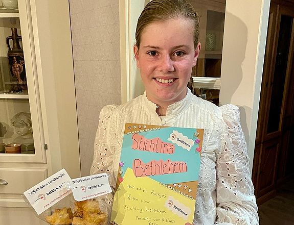 Nadia bakt en verkoopt koekjes Nadia bakt en verkoopt koekjes